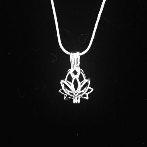 Lotus Pendant & Necklace